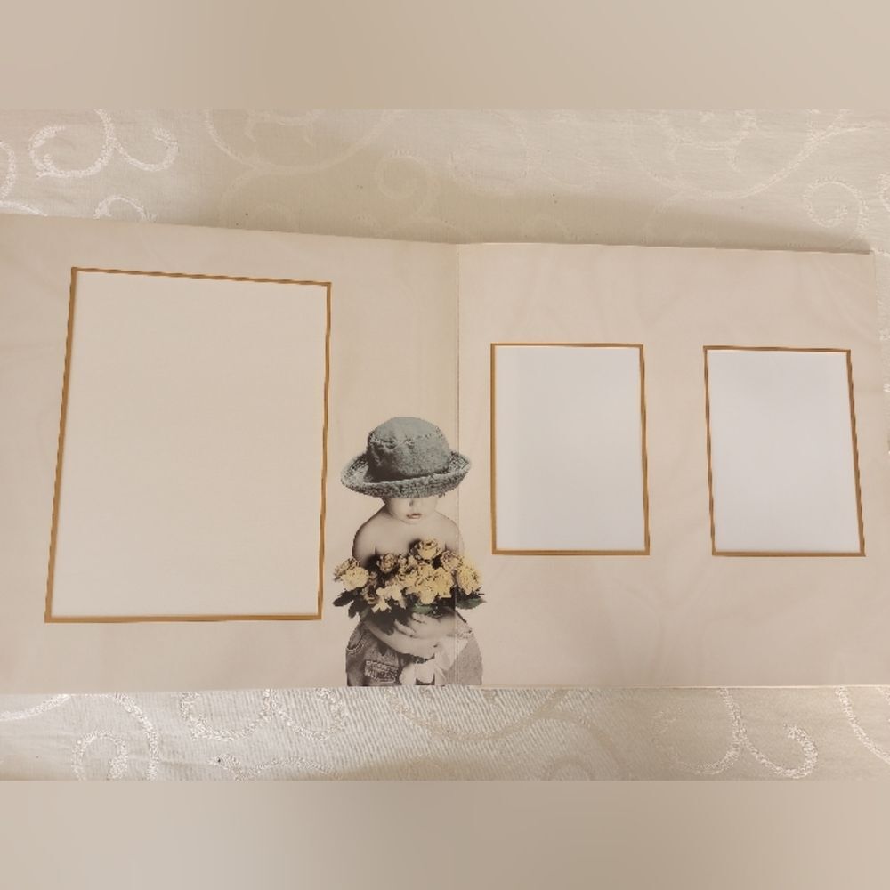 Anne Geddes Wedding Album - Picture 10 of 13